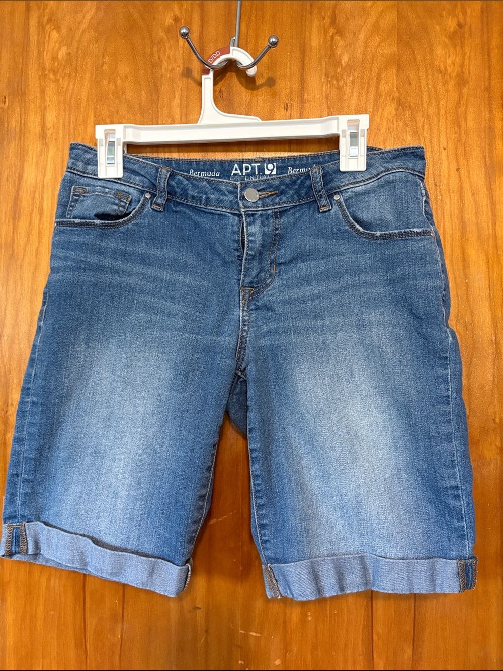 Apt. 9 Women's Denim Bermuda Shorts - Medium Blue - Size 6